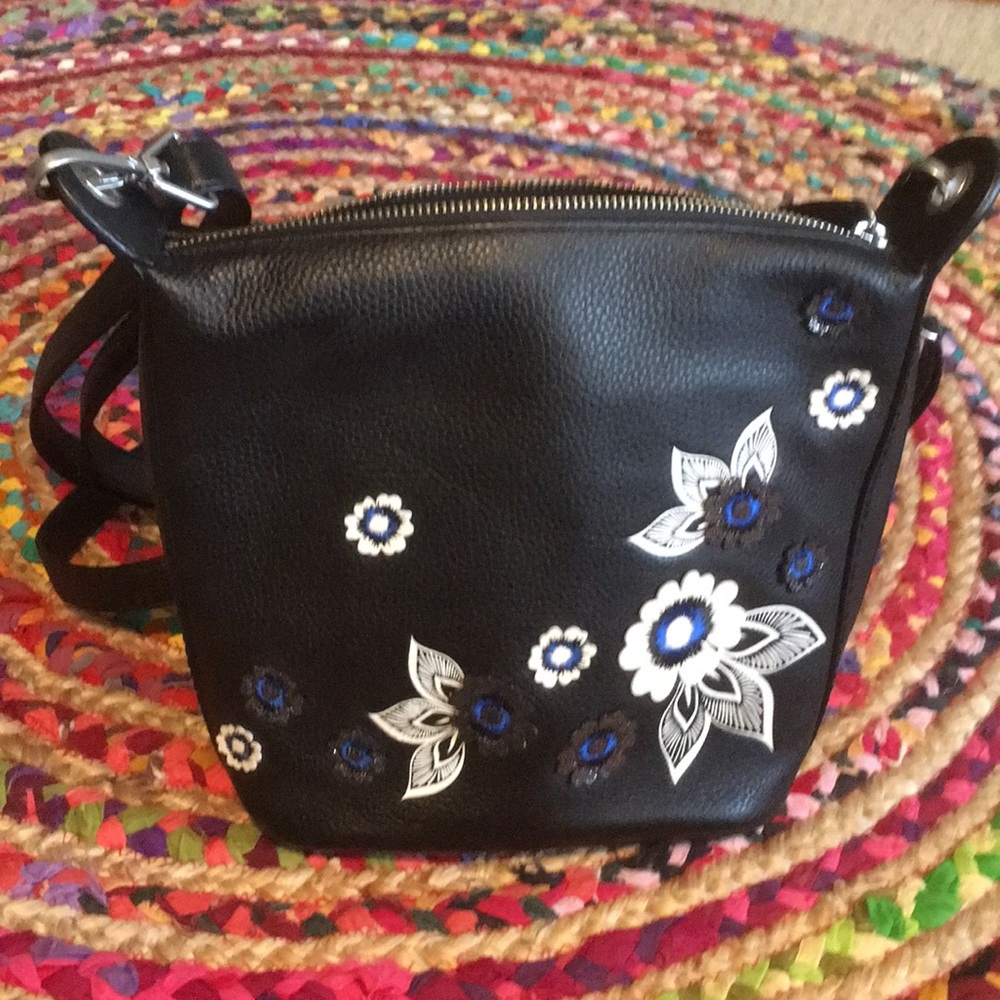 Vera Bradley crossbody leather bag. NWT